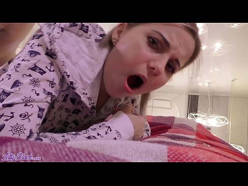 ❤️ Hooyada kacsiga leh ayaa wax liqeysa iyo galmo hor leh - cum u dhow ❌ Porno Guri ❤